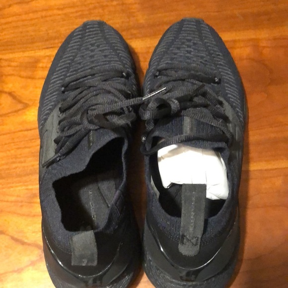 UNDER ARMOUR Mens Hovr Phantom 2 Perfomance Sneakers Black - Picture 6 of 11